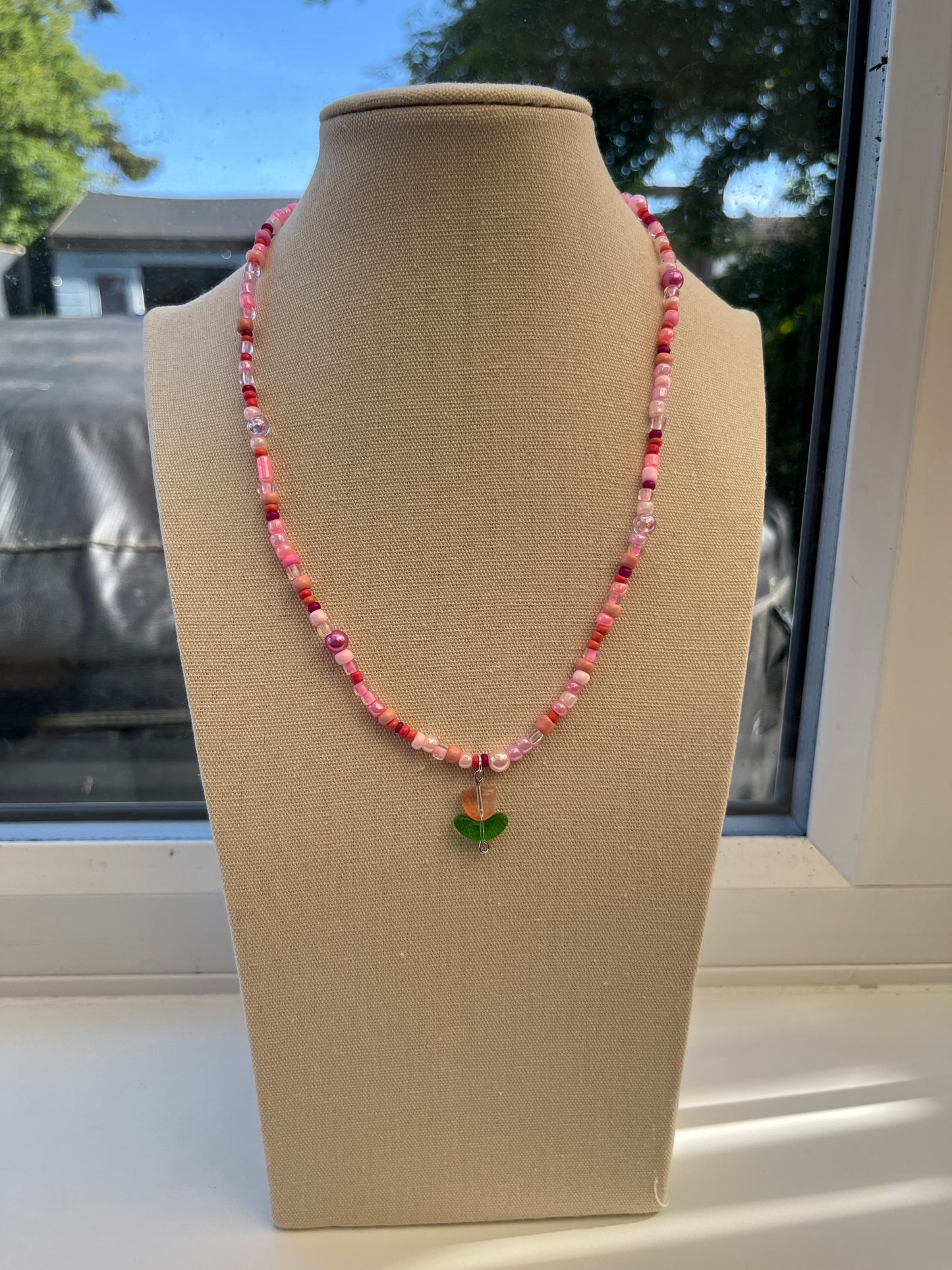 Pink tulip flower necklace - Clear Fearr