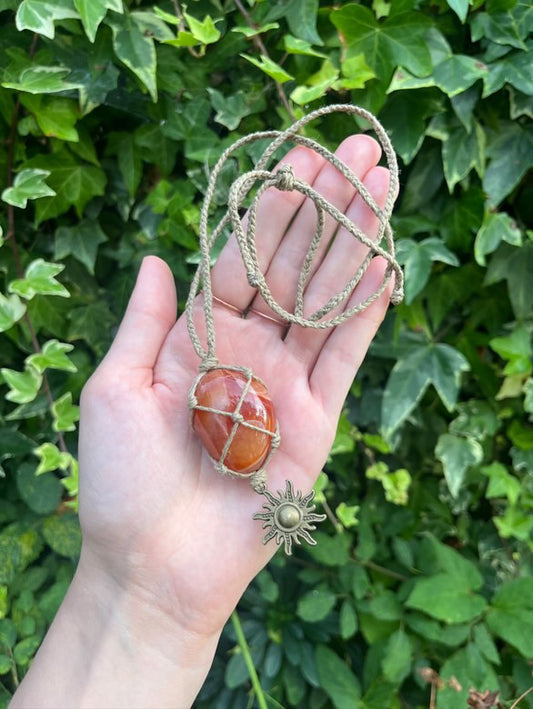 TSS004 Carnelian necklace w/ sun charm