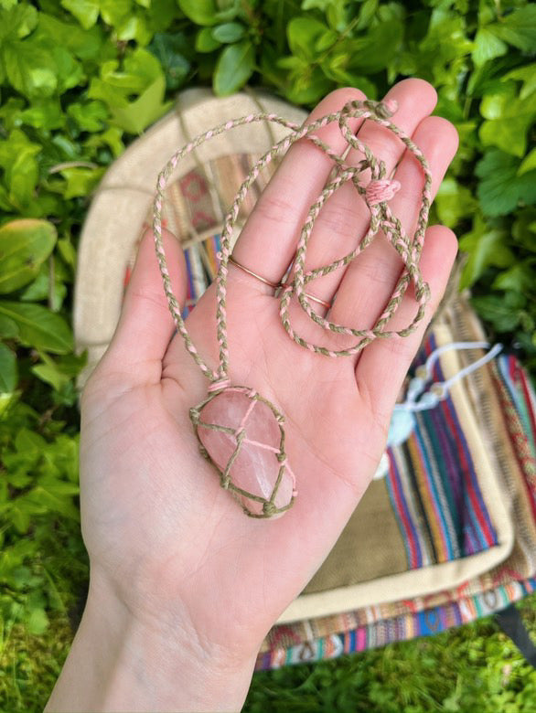 TSS006 Rose quartz necklace - The Sustainable Sunflower